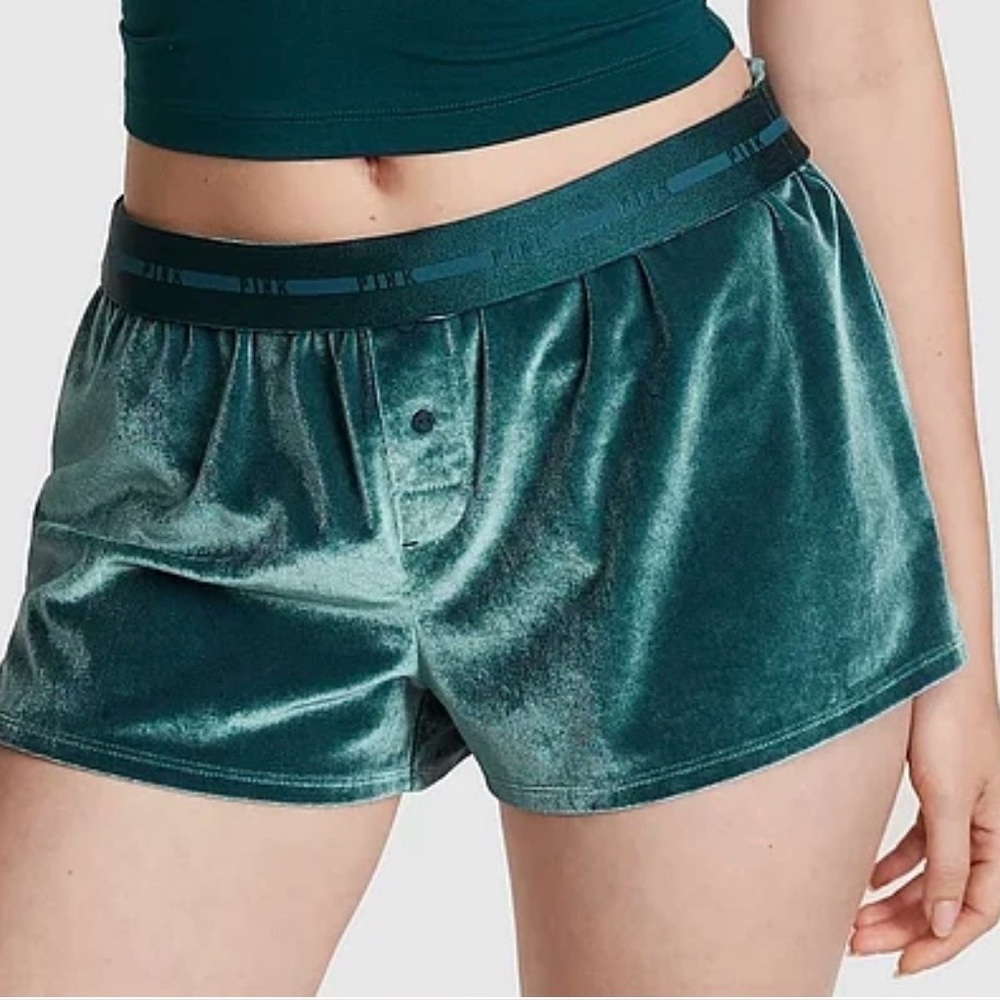 Victoria's Secret PINK Rhinestone Green Velvet Velour Boxer Shorts Size S - Picture 2 of 13
